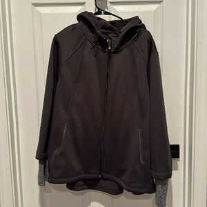 Women’s Livi lightweight jacket.